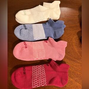 NWOT Bombas ankle socks, 4-pack, size M